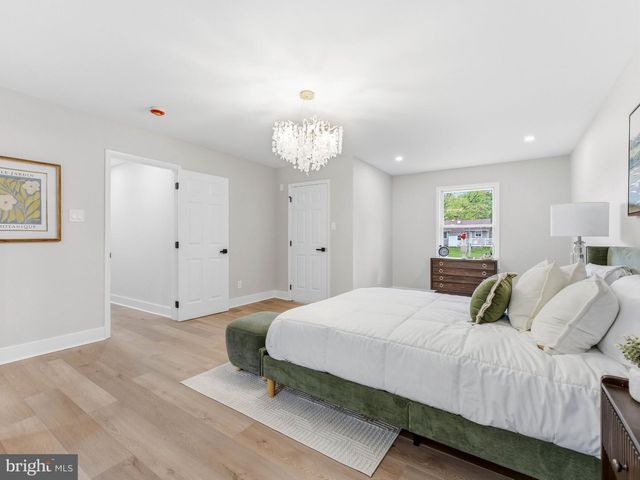 130 W MONROE AVE, Magnolia, NJ 08049