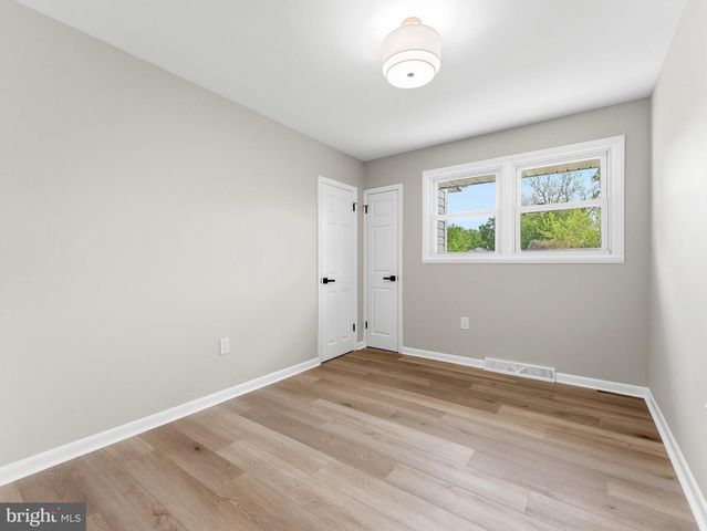 130 W MONROE AVE, Magnolia, NJ 08049