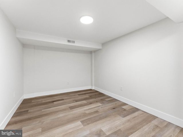 130 W MONROE AVE, Magnolia, NJ 08049