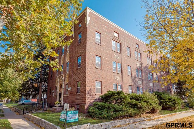 1403 E Street, Lincoln, NE 68508