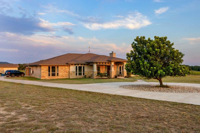 209 Stonehouse DR, Liberty Hill, TX 78642