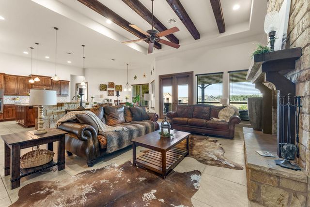 209 Stonehouse DR, Liberty Hill, TX 78642