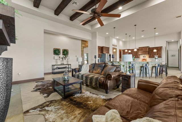 209 Stonehouse DR, Liberty Hill, TX 78642