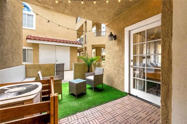 16912 Sims Lane 103, Huntington Beach, CA 92649