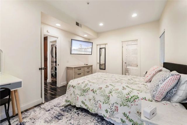 16912 Sims Lane 103, Huntington Beach, CA 92649
