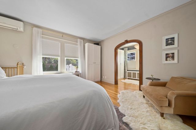 44 Wellsmere 1, Boston, MA 02131