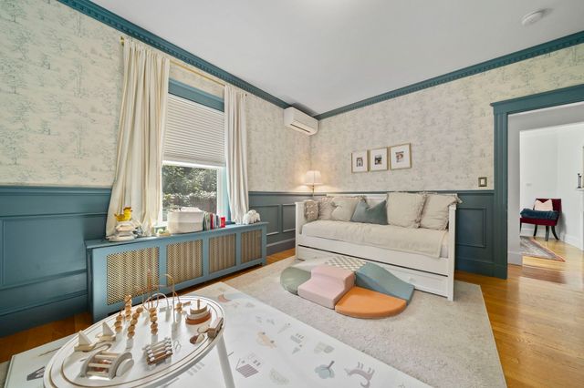 44 Wellsmere 1, Boston, MA 02131