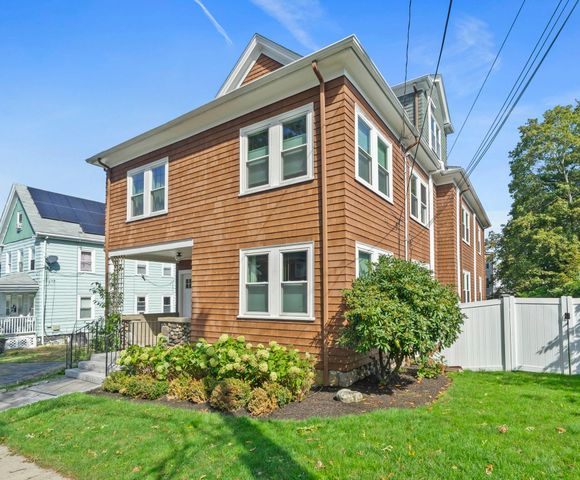 44 Wellsmere 1, Boston, MA 02131