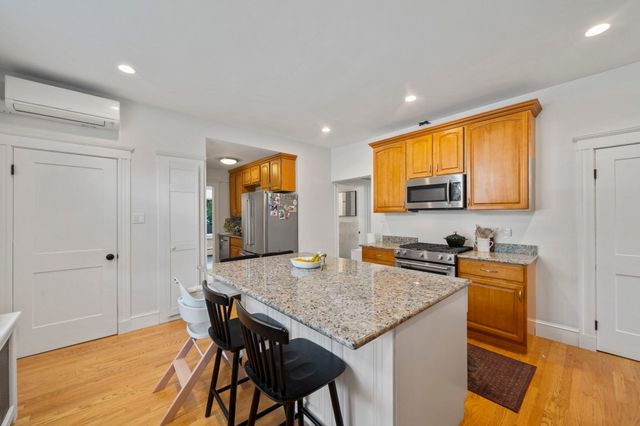 44 Wellsmere 1, Boston, MA 02131