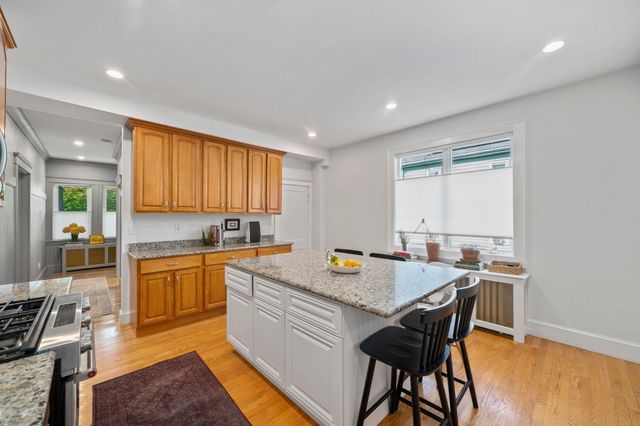 44 Wellsmere 1, Boston, MA 02131