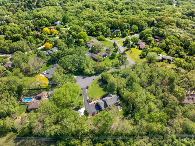 21326 N Elder Court, Kildeer, IL 60047