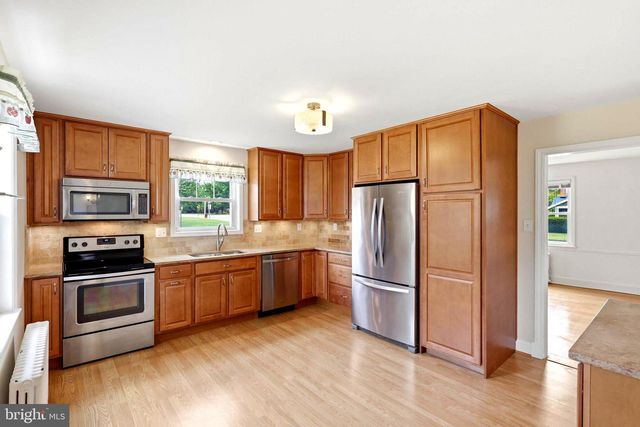 1401 N MARKET ST, Frederick, MD 21701