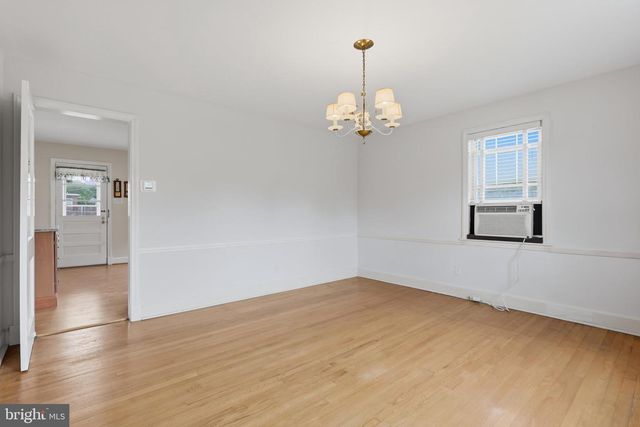 1401 N MARKET ST, Frederick, MD 21701