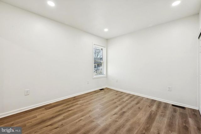 807 SYLVAN ST, Camden, NJ 08104