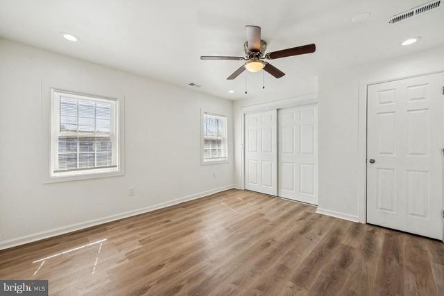 807 SYLVAN ST, Camden, NJ 08104