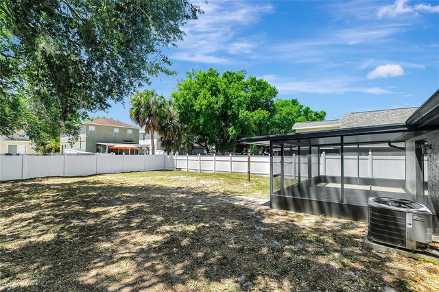 11333 MAYBROOK AVENUE, Riverview, FL 33569