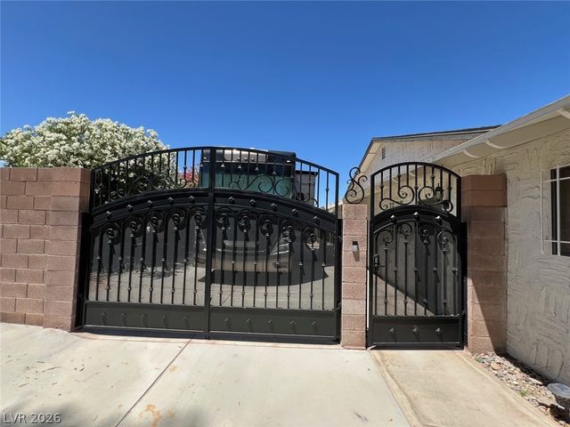 3310 West Mardon Avenue, Las Vegas, NV 89139