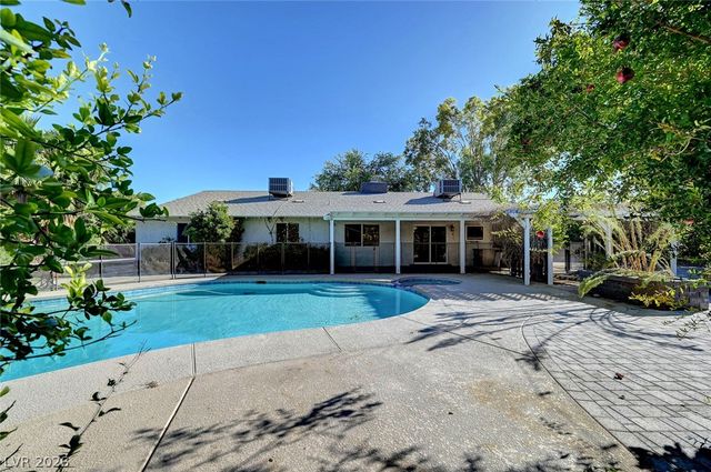 3310 West Mardon Avenue, Las Vegas, NV 89139