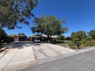 3310 West Mardon Avenue, Las Vegas, NV 89139