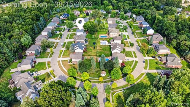 6167 Foxfire Circle, Clarkston, MI 48346