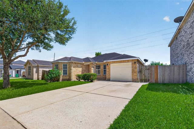 12614 Rio Bravo Street, Rosharon, TX 77583