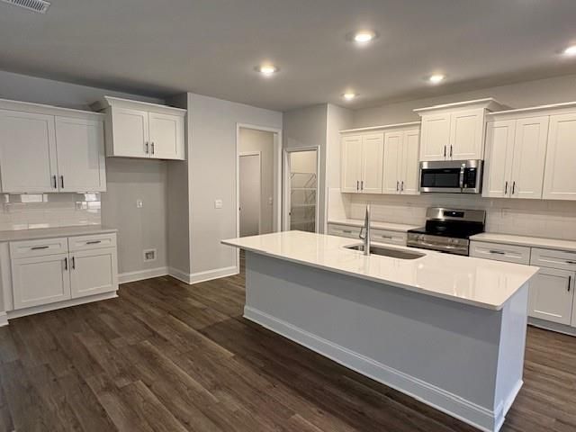 939 Eagle Heights Drive, Maysville, GA 30558