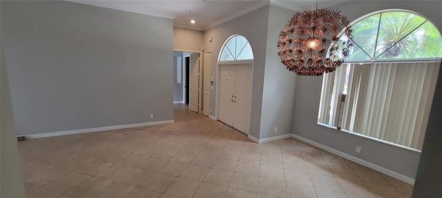 100 NW 108th Way, Plantation, FL 33324