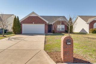 3021 Deer Trail Dr, Spring Hill, TN 37174