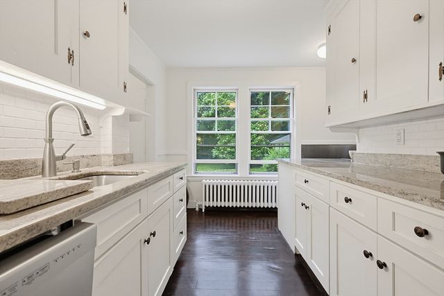 78 Franklin St, Wrentham, MA 02093
