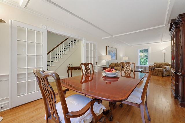 78 Franklin St, Wrentham, MA 02093