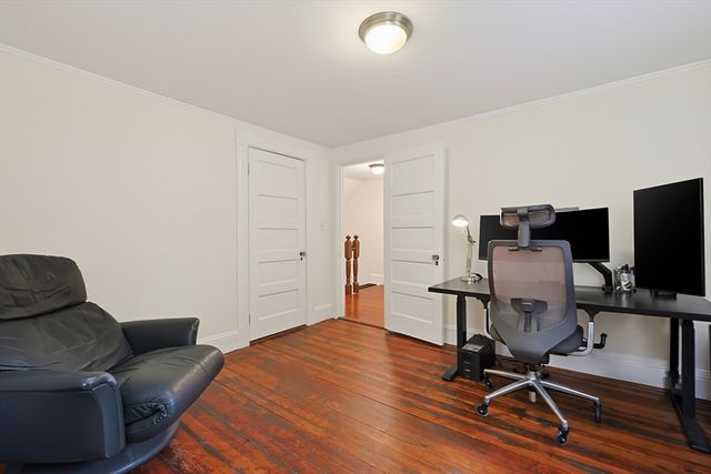 78 Franklin St, Wrentham, MA 02093