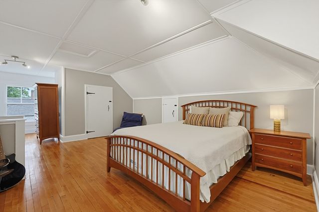 78 Franklin St, Wrentham, MA 02093