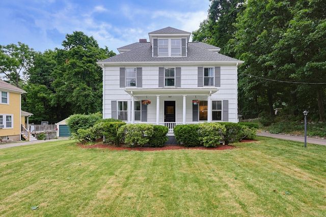 78 Franklin St, Wrentham, MA 02093