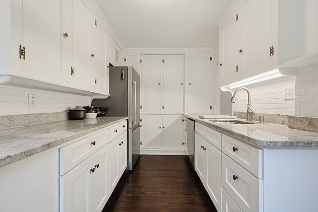 78 Franklin St, Wrentham, MA 02093