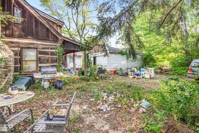 729 N County Road 900 E, Avon, IN 46123