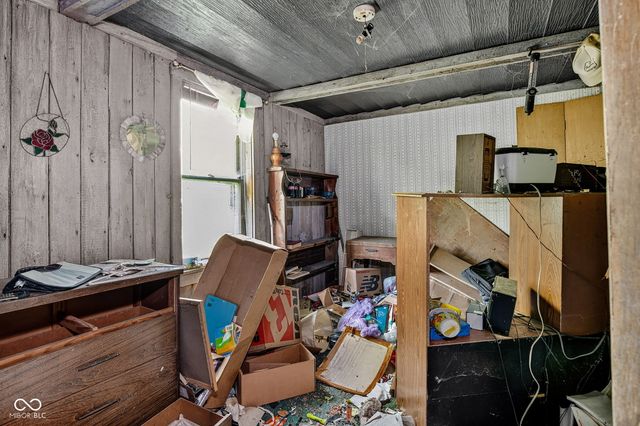 729 N County Road 900 E, Avon, IN 46123