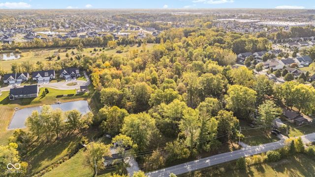 729 N County Road 900 E, Avon, IN 46123