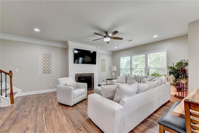 6420 Hickory Branch Drive, Hoschton, GA 30548