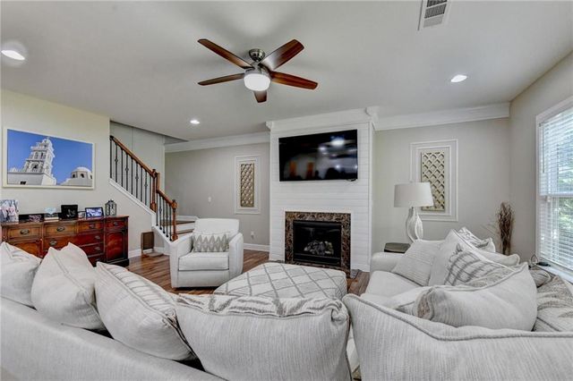 6420 Hickory Branch Drive, Hoschton, GA 30548