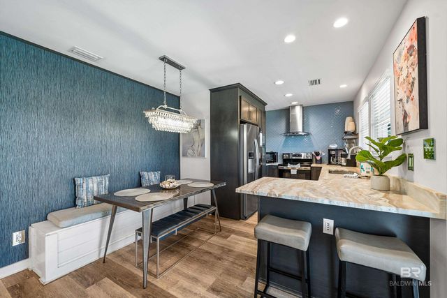 213 W 2nd Avenue, Gulf Shores, AL 36542