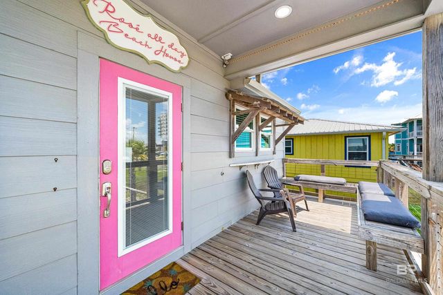 213 W 2nd Avenue, Gulf Shores, AL 36542