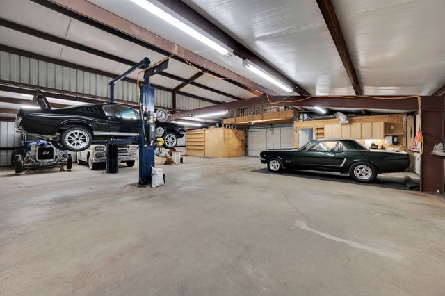 3690 Mockingbird Lane, Midlothian, TX 76065