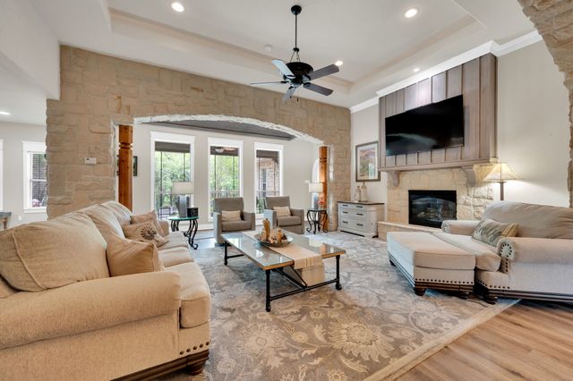 3690 Mockingbird Lane, Midlothian, TX 76065