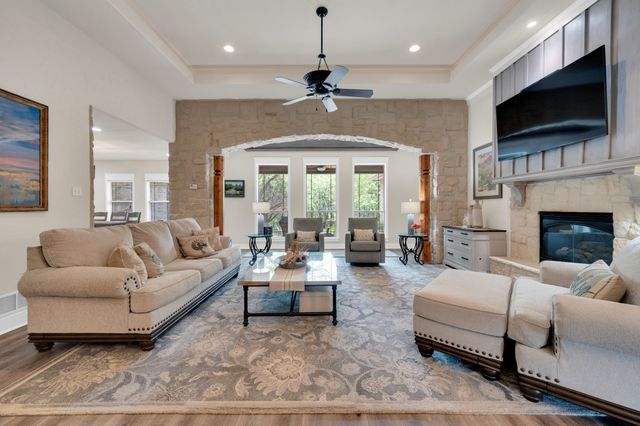 3690 Mockingbird Lane, Midlothian, TX 76065