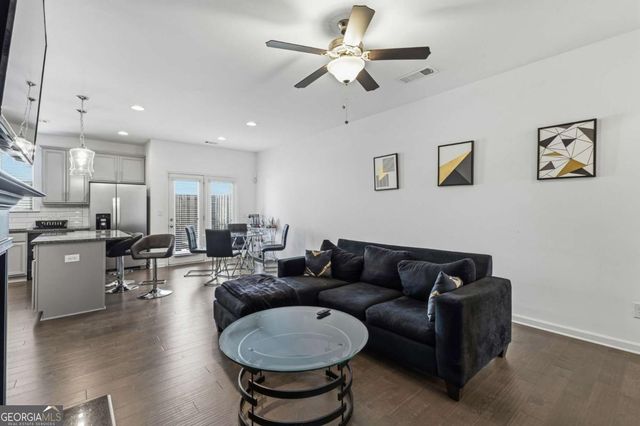 2275 Rolling Trail, Lithonia, GA 30058