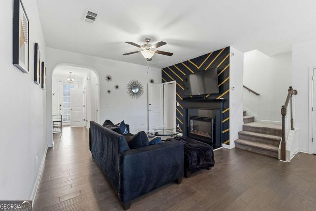 2275 Rolling Trail, Lithonia, GA 30058