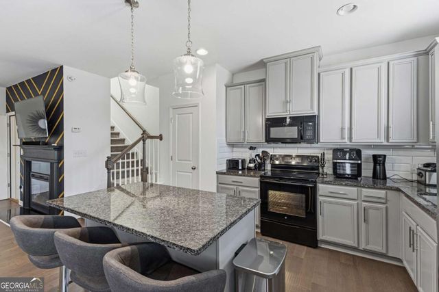 2275 Rolling Trail, Lithonia, GA 30058