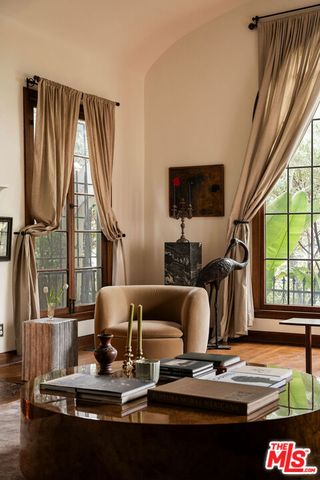 4918 Angeles Vista Boulevard, View Park, CA 90043