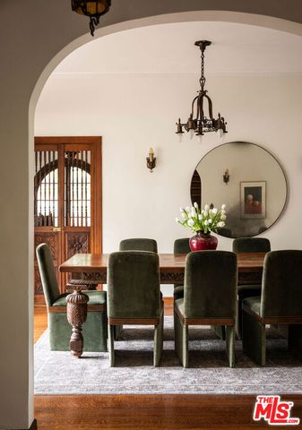 4918 Angeles Vista Boulevard, View Park, CA 90043