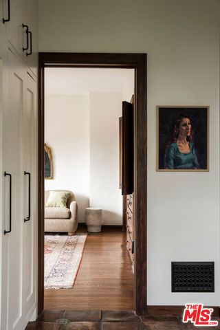 4918 Angeles Vista Boulevard, View Park, CA 90043